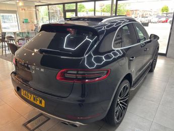 Porsche Macan 3.0 TD V6 S PDK 4WD Euro 6 (s/s) 5dr