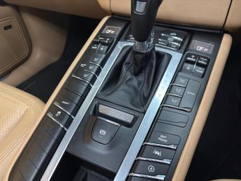 Porsche Macan 3.0 TD V6 S PDK 4WD Euro 6 (s/s) 5dr
