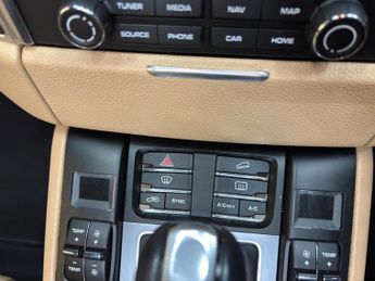 Porsche Macan 3.0 TD V6 S PDK 4WD Euro 6 (s/s) 5dr