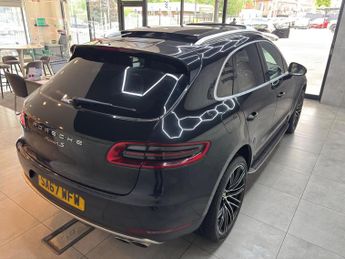 Porsche Macan 3.0 TD V6 S PDK 4WD Euro 6 (s/s) 5dr