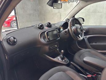 Smart fortwo 17.6kWh Premium Auto 2dr (22kW Charger)