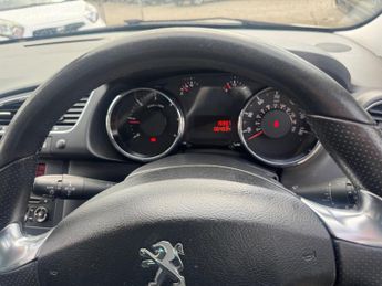 Peugeot 3008 1.6 BlueHDi Active Euro 6 (s/s) 5dr