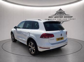 Volkswagen Touareg 3.0 TDI V6 BlueMotion Tech R-Line Tiptronic 4WD Euro 6 (s/s) 5dr