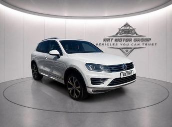 Volkswagen Touareg 3.0 TDI V6 BlueMotion Tech R-Line Tiptronic 4WD Euro 6 (s/s) 5dr