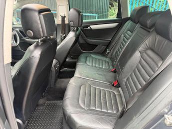 Volkswagen Passat 2.0 TDI BlueMotion Tech Alltrack DSG 4Motion Euro 5 (s/s) 5dr