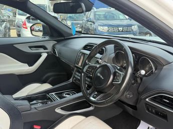 Jaguar F-PACE 2.0 D180 R-Sport Auto AWD Euro 6 (s/s) 5dr
