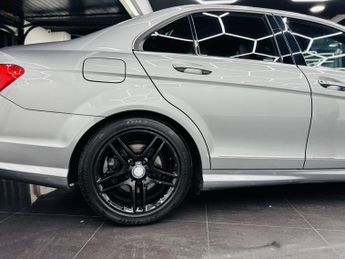 Mercedes-Benz C Class 2.1 C250 CDI AMG Sport Saloon 4dr Diesel G-Tronic+ Euro 5 (s/s) 