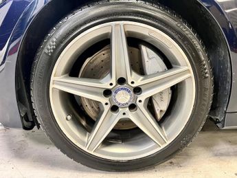 Mercedes-Benz C Class 2.1 C300dh AMG Line (Premium) G-Tronic+ Euro 6 (s/s) 4dr