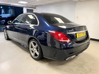 Mercedes-Benz C Class 2.1 C300dh AMG Line (Premium) G-Tronic+ Euro 6 (s/s) 4dr