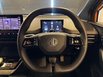 MG MG4 64kWh Trophy Long Range Auto 5dr