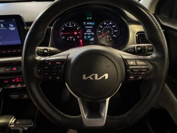 Kia Stonic 1.0 T-GDi MHEV Connect DCT Euro 6 (s/s) 5dr