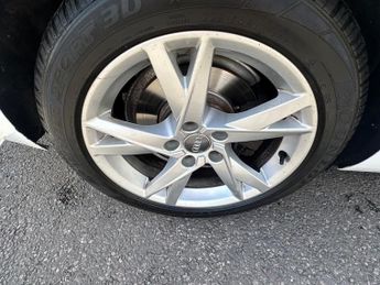 Audi A4 Avant 2.0 TDI ultra Sport S Tronic Euro 6 (s/s) 5dr