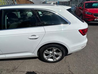 Audi A4 Avant 2.0 TDI ultra Sport S Tronic Euro 6 (s/s) 5dr