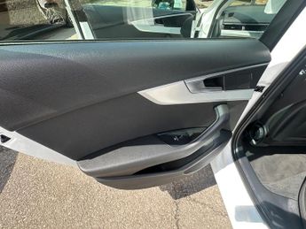 Audi A4 Avant 2.0 TDI ultra Sport S Tronic Euro 6 (s/s) 5dr