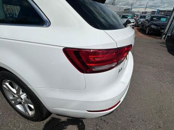 Audi A4 Avant 2.0 TDI ultra Sport S Tronic Euro 6 (s/s) 5dr