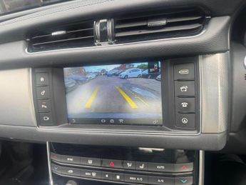 Jaguar XF 2.0d Prestige Auto Euro 6 (s/s) 4dr