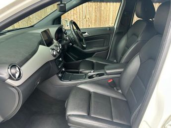 Mercedes-Benz B Class B250e Sport (Premium) Auto 5dr