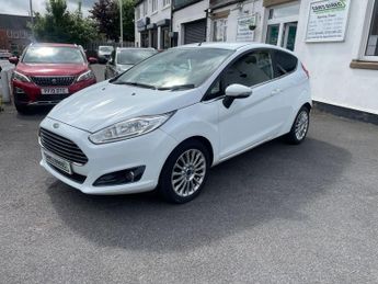Ford Fiesta 1.0T EcoBoost Titanium Hatchback 3dr Petrol Manual Euro 5 (s/s) 