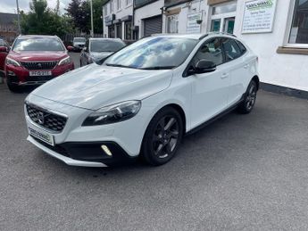 Volvo V40 2.0 D2 Lux Hatchback 5dr Diesel Auto Euro 6 (s/s) (120 ps)