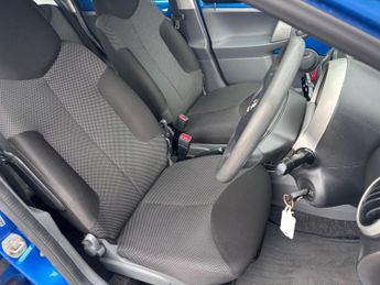 Toyota AYGO 1.0 VVT-i Blue Euro 5 5dr