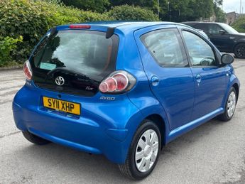 Toyota AYGO 1.0 VVT-i Blue Euro 5 5dr