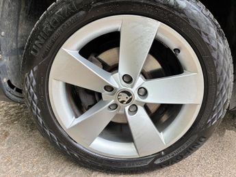Skoda Karoq 1.6 TDI SE DSG Euro 6 (s/s) 5dr