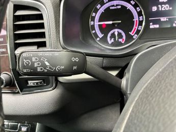 Skoda Karoq 1.6 TDI SE DSG Euro 6 (s/s) 5dr