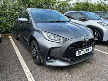 Toyota Yaris 1.5 VVT-h Design E-CVT Euro 6 (s/s) 5dr