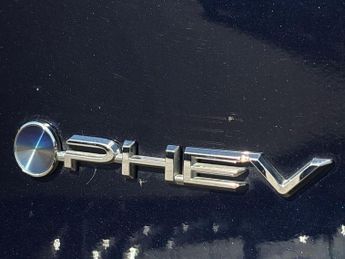 Toyota RAV4 2.5 VVT 18.1kWh Design CVT 4WD Euro 6 (s/s) 5dr
