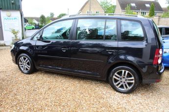 Volkswagen Touran 1.9 TDI SE 5dr (7 Seats)