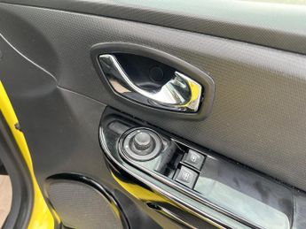 Renault Clio 0.9 TCe Dynamique MediaNav Euro 5 (s/s) 5dr