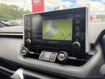 Toyota Rav4 2.5 VVT-h Dynamic SUV 5dr Petrol Hybrid CVT 4WD Euro 6 (s/s) (22