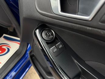 Ford Fiesta 1.0T EcoBoost Titanium Powershift Euro 6 5dr