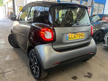 Smart fortwo 17.6kWh Prime (Premium Plus) Coupe 2dr Electric Auto (82 ps)