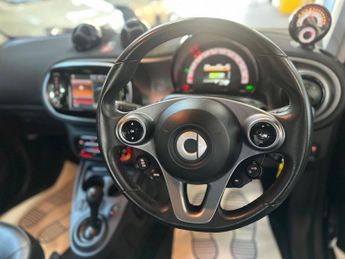 Smart fortwo 17.6kWh Prime (Premium Plus) Coupe 2dr Electric Auto (82 ps)