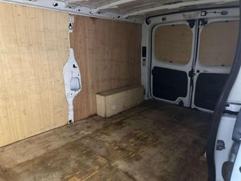 Renault Trafic 2.0 dCi Blue LL30 Advance Panel Van 5dr Diesel Manual L2 H1 Euro