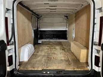 Renault Trafic 2.0 dCi Blue LL30 Advance Panel Van 5dr Diesel Manual L2 H1 Euro