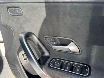 MERCEDES-BENZ A-CLASS 1.3 A250e 15.6kWh AMG Line Hatchback 5dr Petrol Plug-in Hybrid 8