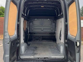 Renault Trafic 2.0 dCi Blue SH30 Business+ Panel Van 5dr Diesel Manual L1 H2 Eu