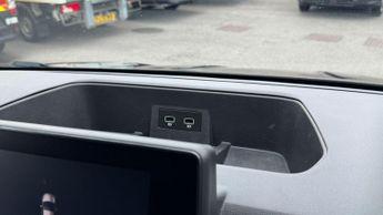 Renault Trafic 2.0 dCi Blue LL30 Sport L2 H1 Euro 6 (s/s) 5dr