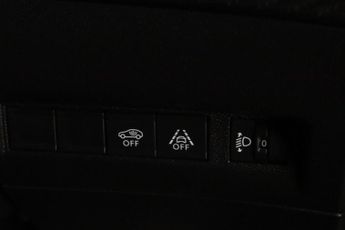 Peugeot E-2008 50kWh Allure Premium + Auto 5dr (7kW Charger)