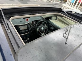 Jeep Cherokee 2.2 MultiJetII Limited Auto 4WD Euro 6 (s/s) 5dr