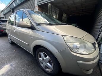 Renault Scenic 1.5 dCi Extreme 5dr