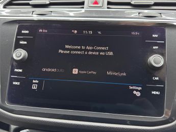 Volkswagen Tiguan 2.0 TDI R-Line DSG 4Motion Euro 6 (s/s) 5dr