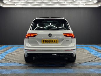 Volkswagen Tiguan 2.0 TDI R-Line DSG 4Motion Euro 6 (s/s) 5dr