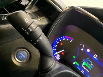 Toyota Corolla 1.8 VVT-h Icon Tech CVT Euro 6 (s/s) 5dr