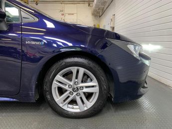 Toyota Corolla 1.8 VVT-h Icon Tech CVT Euro 6 (s/s) 5dr