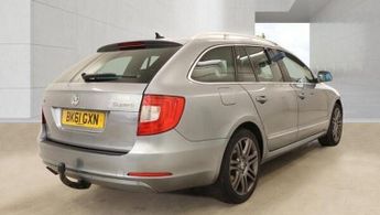 Skoda Superb 2.0 TDI Elegance DSG Euro 5 5dr