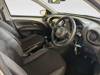 Toyota Aygo X 1.0 VVT-i Pure Hatchback 5dr Petrol Manual Euro 6 (s/s) (72 ps)