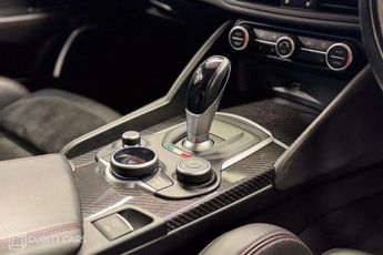 Alfa Romeo Giulia 2.9 V6 Bi-Turbo Quadrifoglio Auto Euro 6 (s/s) 4dr